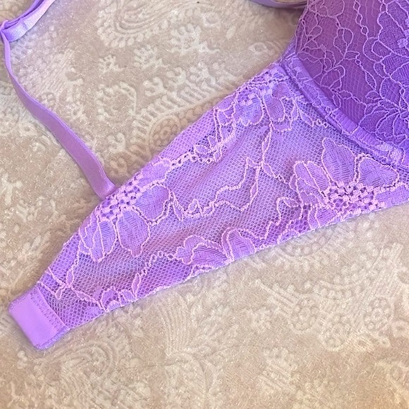 Brand New Victoria’s Secret Bombshell Plunge Lace Double Shine Strap Purple Bra - Picture 15 of 16